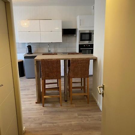 Appartement Climatise Sete - Rue Montmorency Buitenkant foto